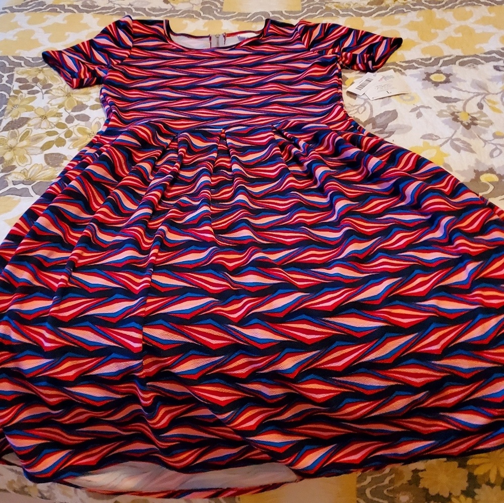 ⚠️ 2/$20 - NWT LuLaRoe Amelia Dress L